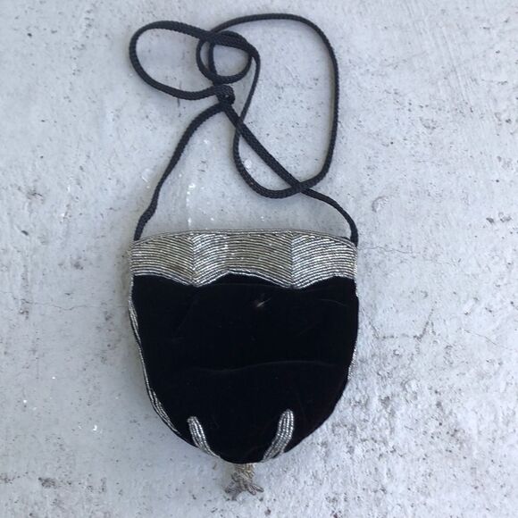 Vintage La Regale velvet bag - Picture 1 of 5